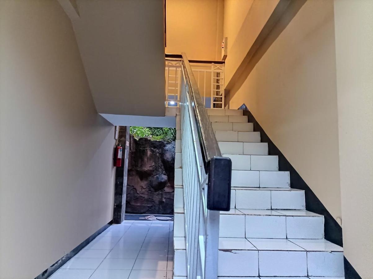 Sapta Petala Hotel Кута Екстер'єр фото