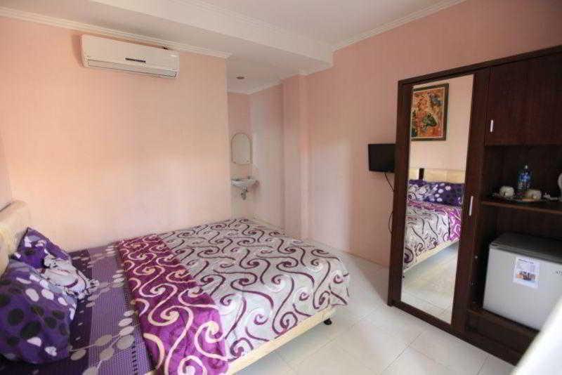 Sapta Petala Hotel Кута Екстер'єр фото